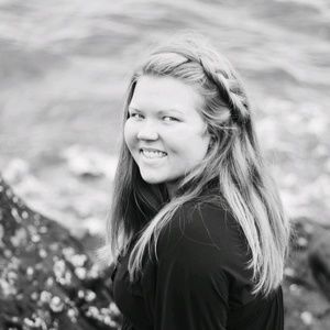 Meet your Posher, Claire